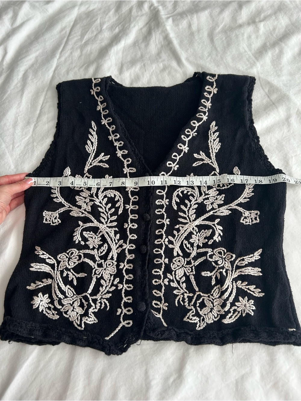 Vintage Black Embroidered Floral Button-Front Vest - Picture 8 of 10